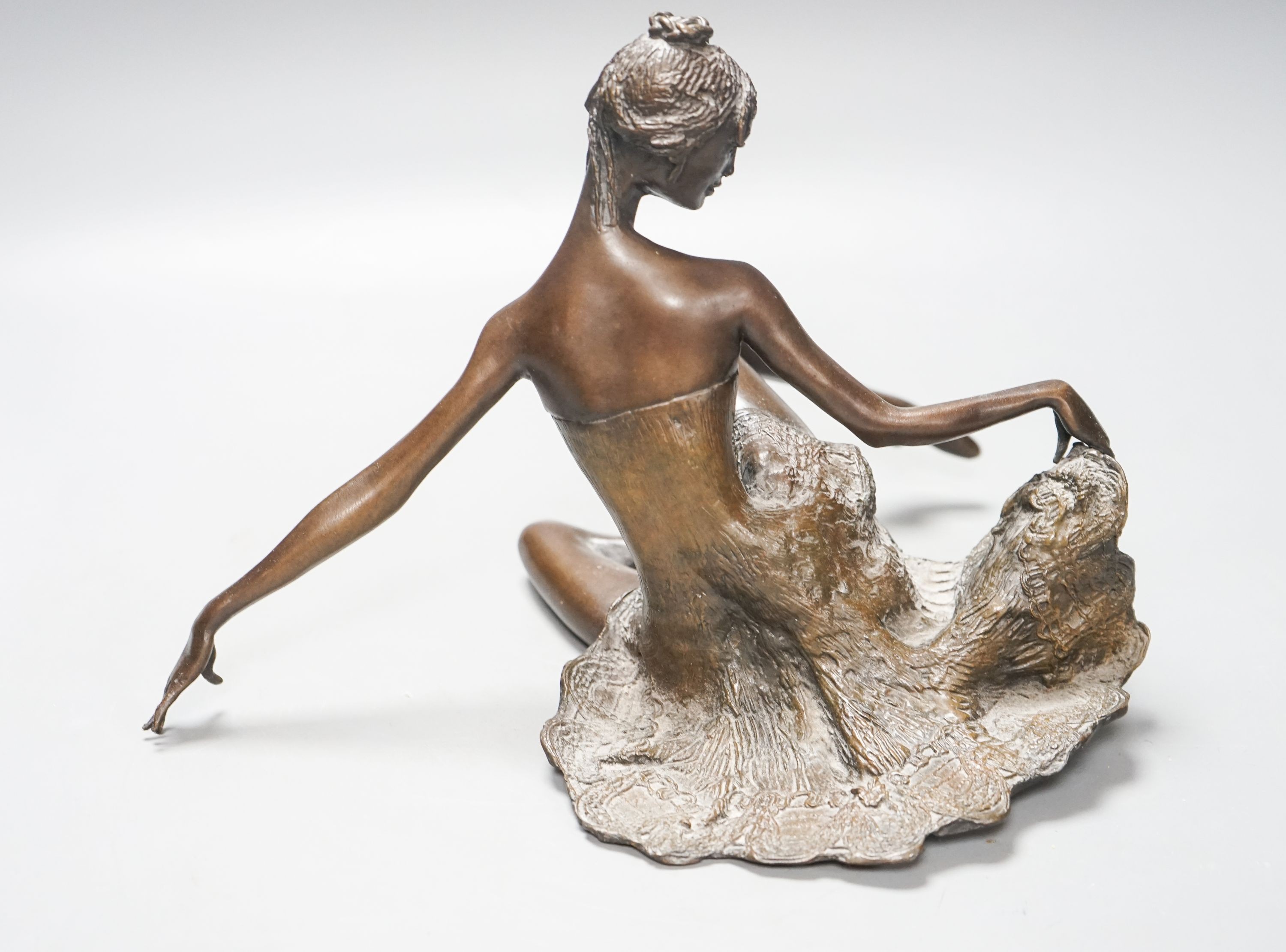 Tom Merrifield, bronze, 'Aggie' 1/25 21cm